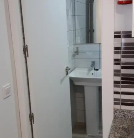 Relaxed إِستيبونا